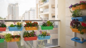 Garden@Home-2-300x169 גם עיצוב וגם ירוק בכל מרפסת